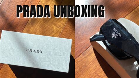 VIRAL PRADA SUNNIES 